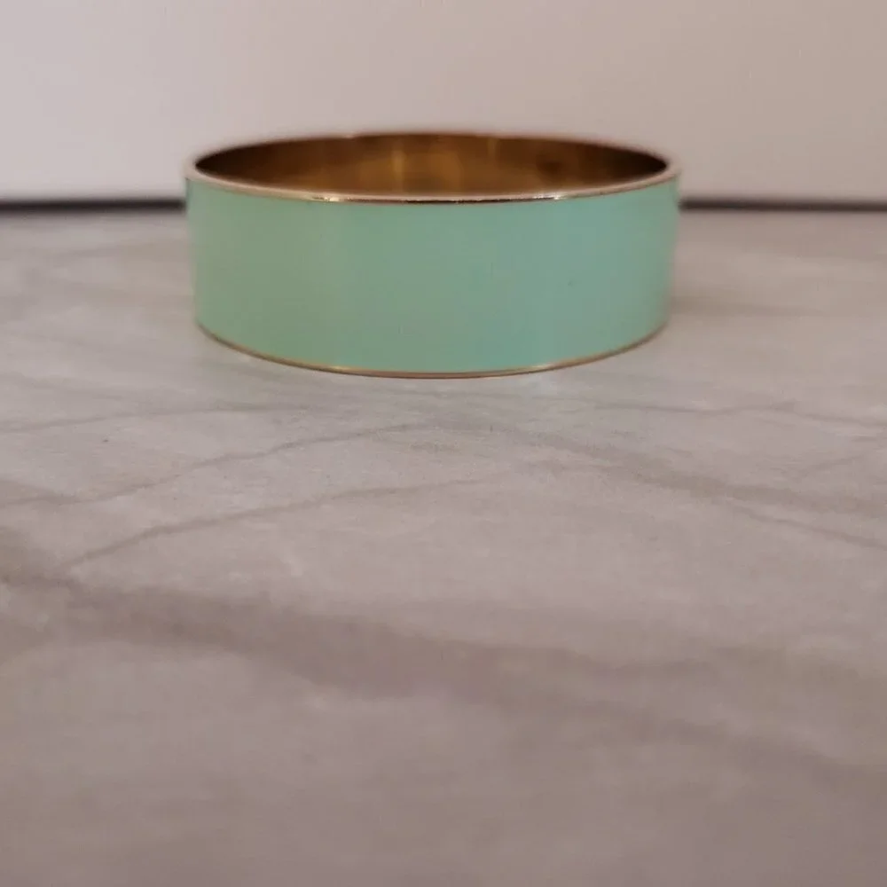 💚 Vintage 2000's 00's Y2K J.Crew Mint Green Enamal Wide Bangle Bracelet 💚